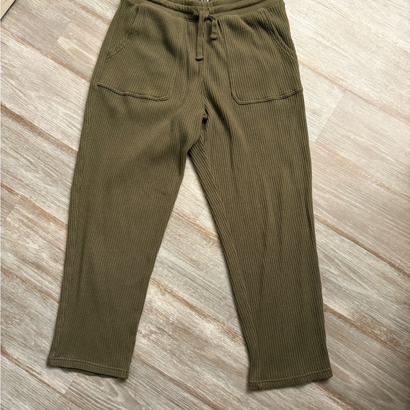 GAP Olive Ribbed Drawstring Pants - Picture 2 of 3